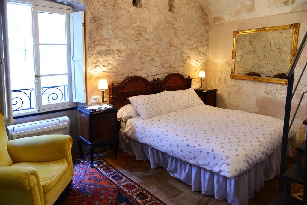 La Terrazza Di Vico Olivi B&B Ventimiglia Rom bilde